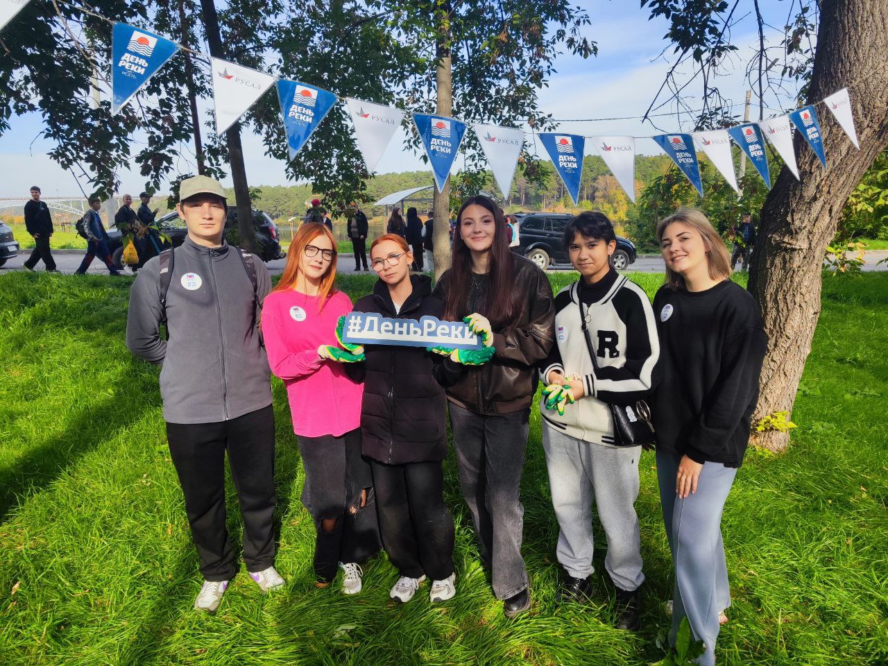 photo_5370575511379638026_y